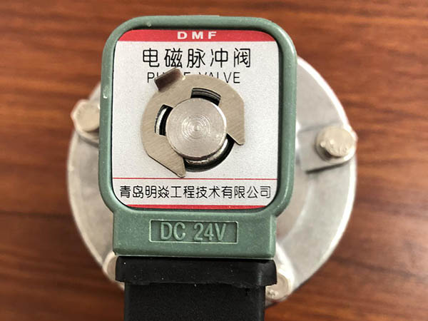 脉冲阀